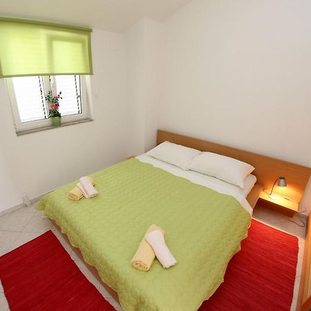 Apartmani Ukalovic Задар Екстериор снимка