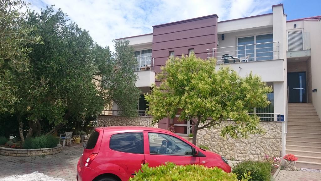 Apartmani Ukalovic Задар Екстериор снимка