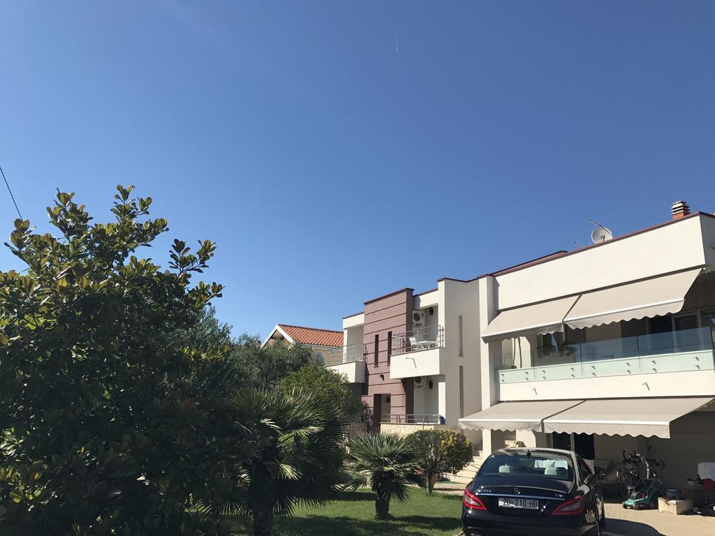 Apartmani Ukalovic Задар Екстериор снимка
